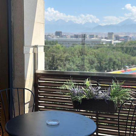 Logvinenko Apartment بيشكيك المظهر الخارجي الصورة